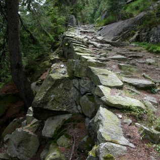 Auf den Spuren der Trockenmauern: Unterwegs am Gotthard